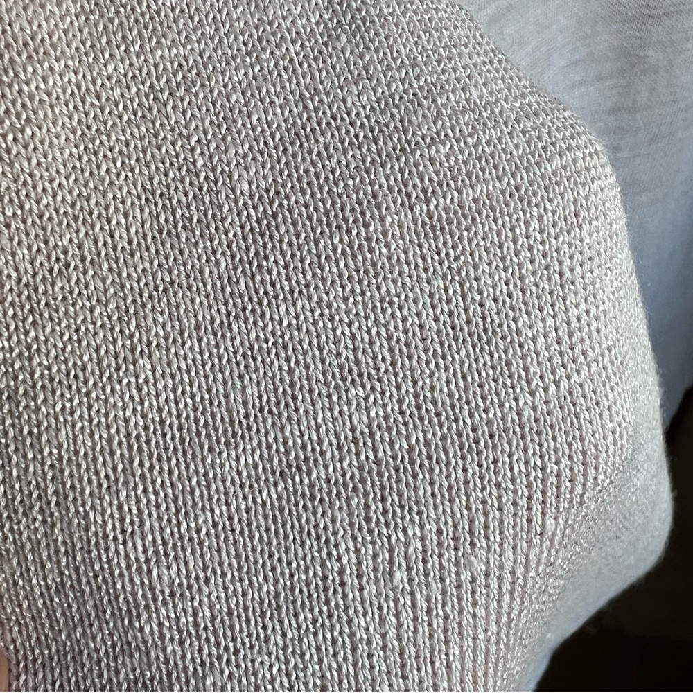 Theory Women Long Sleeve Shirt | Medium - Picture 5 of 5